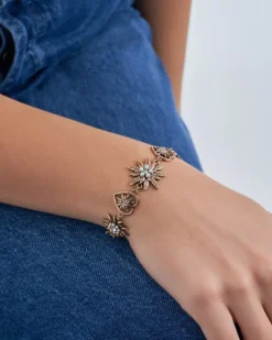 Bijou Brigitte Blumenschmuck>Armband - en Pretzel gold