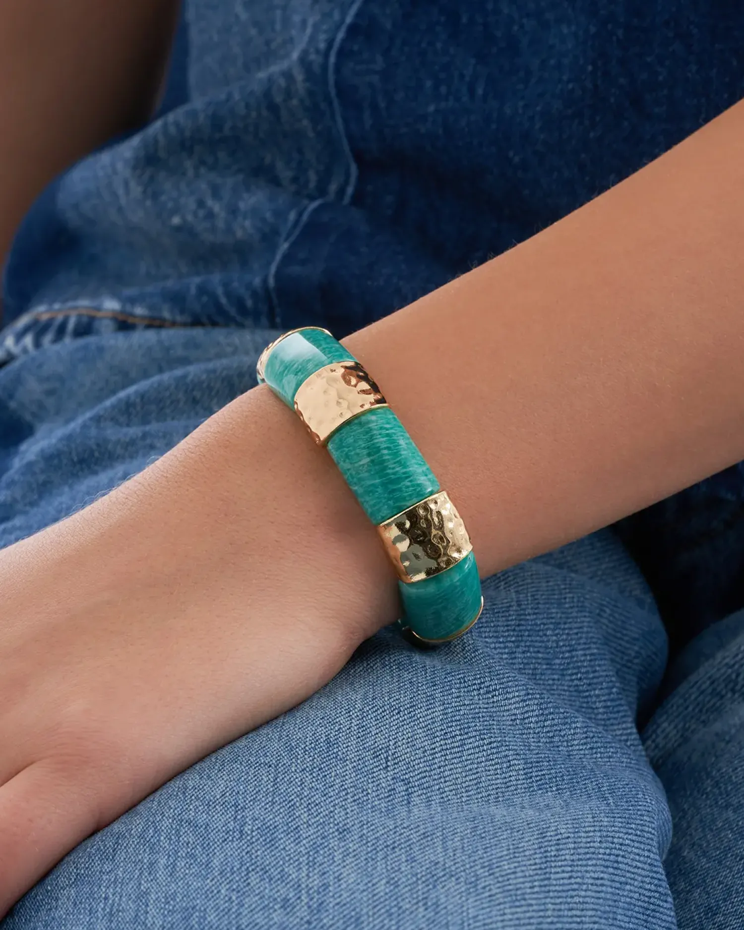 Bijou Brigitte Edelsteinarmbänder|Armbänder Gold>Armband - Turquoise Marble türkis, gold