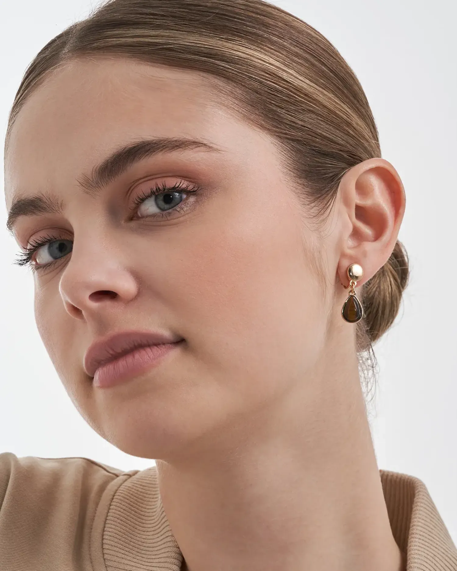 Bijou Brigitte Ohrringe Gold|Clips>Ohrclips - Tiger Eye braun, gold