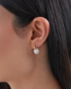 Bijou Brigitte Perlenschmuck|Ohrringe Gold>Ohrstecker - Brass Shine gold, weiß