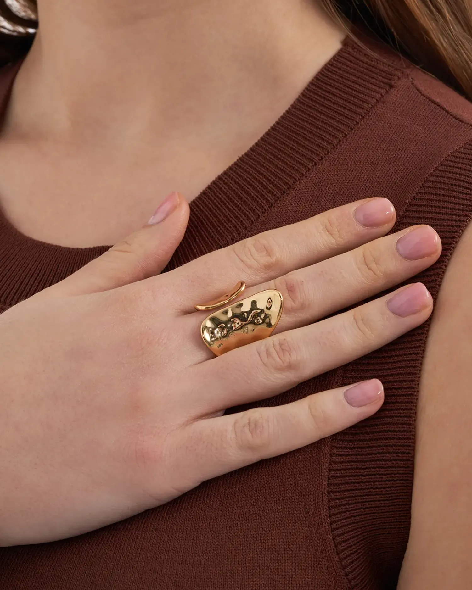 Bijou Brigitte Statement-Ringe|Ringe Gold>Ring - Hammered Asymmetry gold