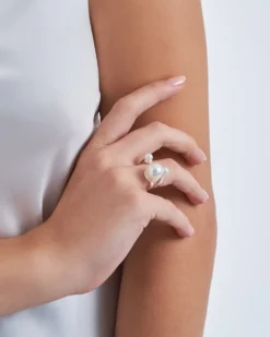 Bijou Brigitte Perlenschmuck|Statement-Ringe>Ring - Three Pearls weiß, silber