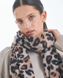 Bijou Brigitte Schals><noscript><img width=