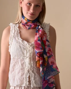 Bijou Brigitte Halstücher><noscript><img width=